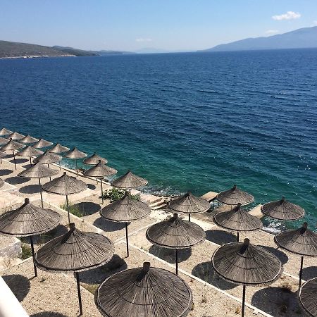Berti Apartments Sarandë 外观 照片