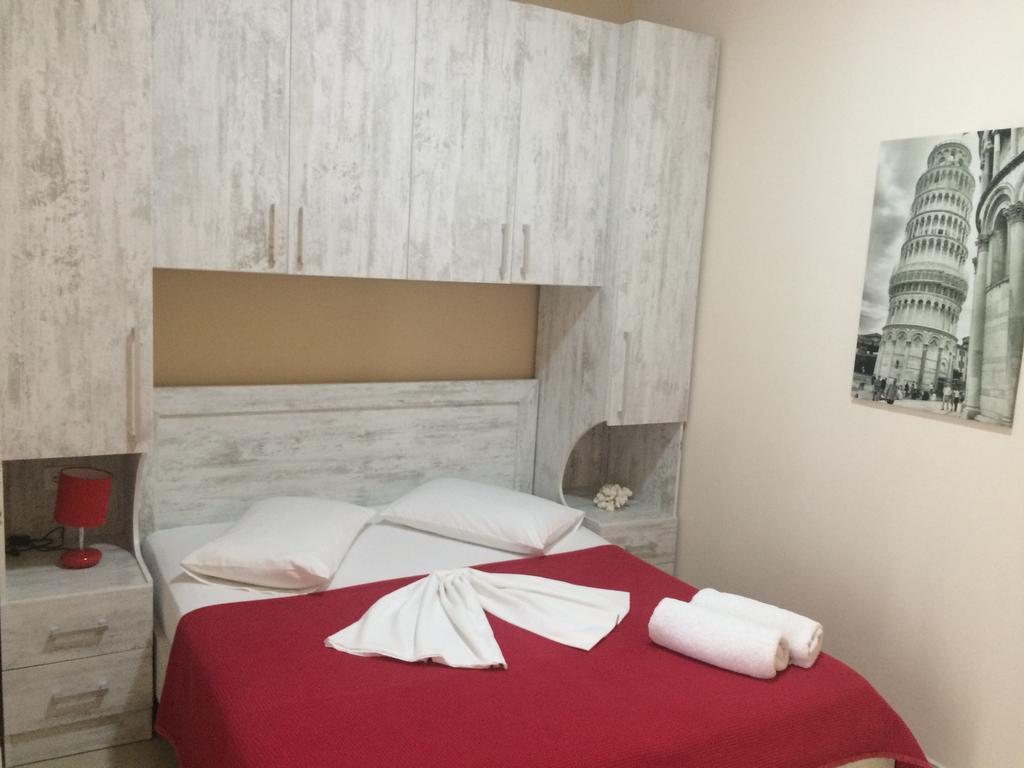 Berti Apartments Sarandë 外观 照片